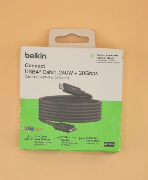 Belkin Connect Câble USB4 certifié ( USB-C vers USB-C ) 4K 60Hz Data Sync à 20 Gbit/s (câble de recharge Power Delivery 240 W, Longueur 2 mètre , pour MacBook, Windows, Chromebook, Full Compatible.