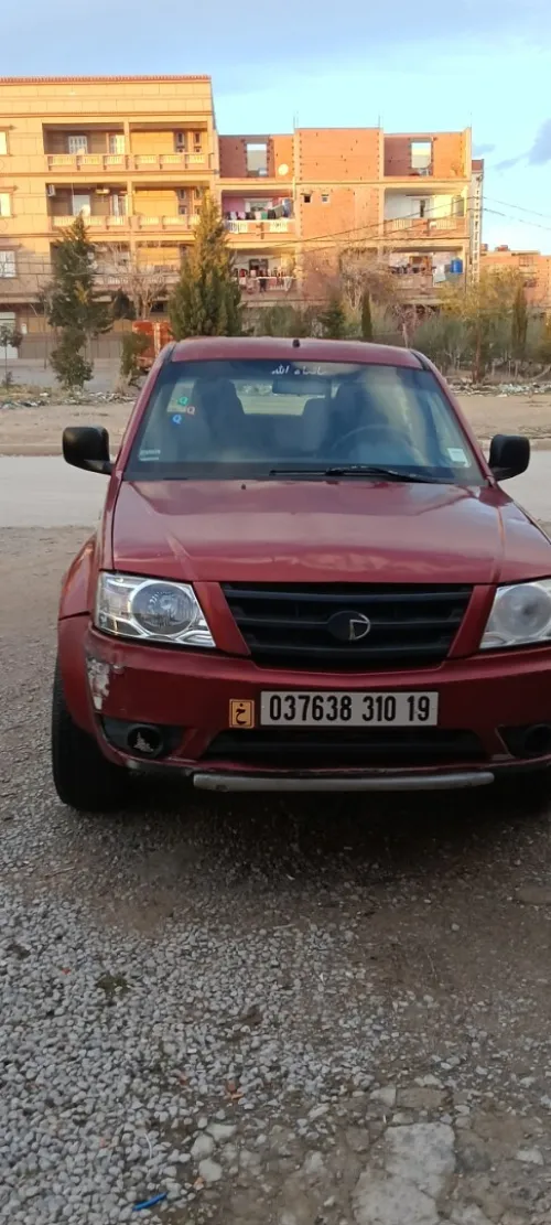 Tata Xenon 2010 