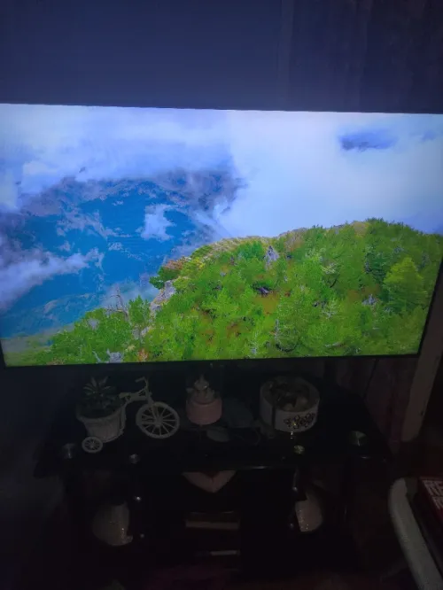Samsung AU7000 Crystal UHD 4K HDR .HDR10+