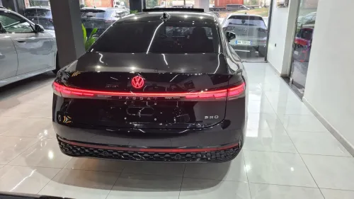 Volkswagen Passat 2025 Pro