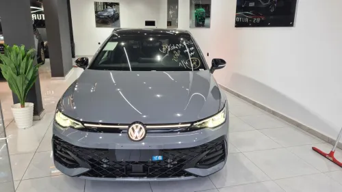 Volkswagen Golf 8 2025 R-Line