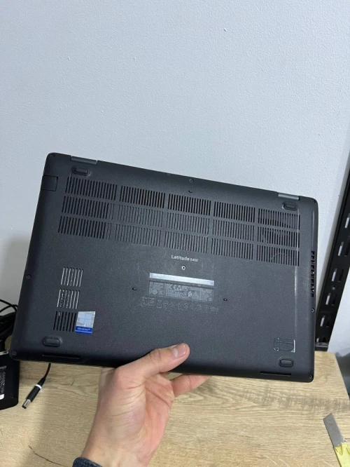DELL Latitude 5400 i5 8eme gen, 8GB ram