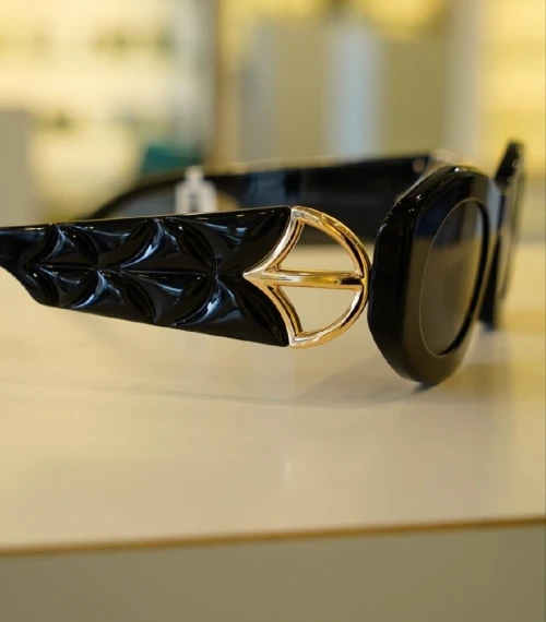 Lunettes solaires de luxe BVLGARI