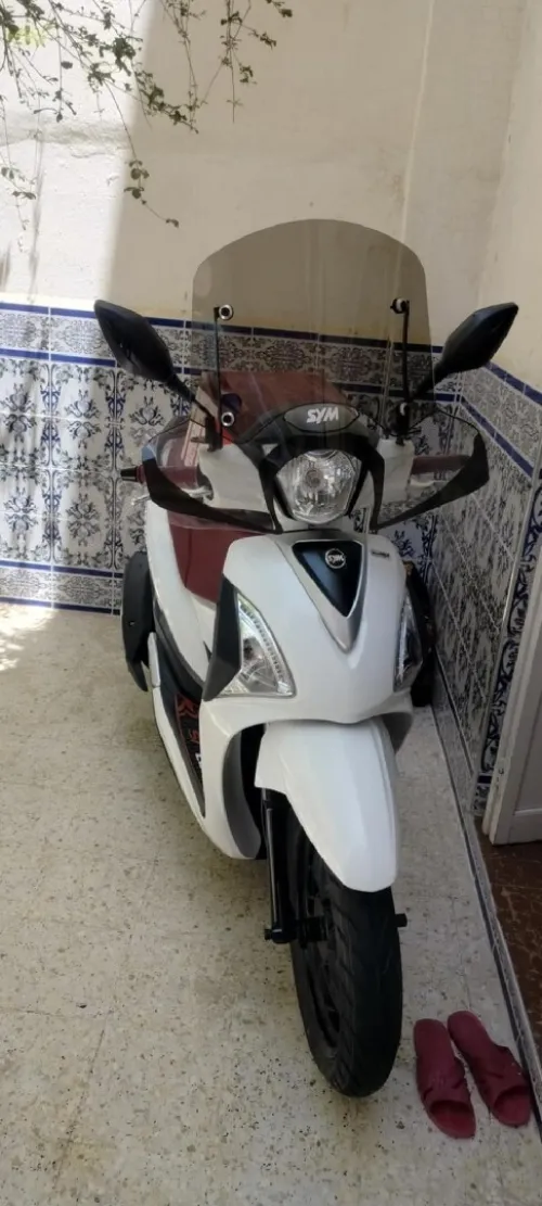 Sym St 2025