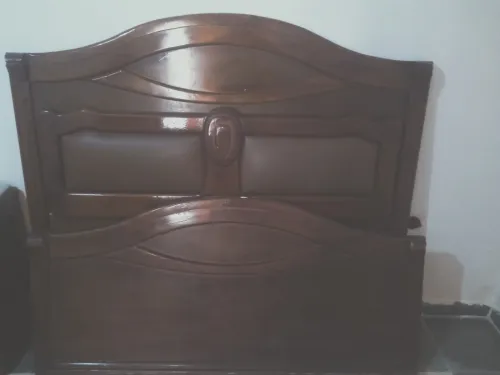 Chambre en bois rouge 