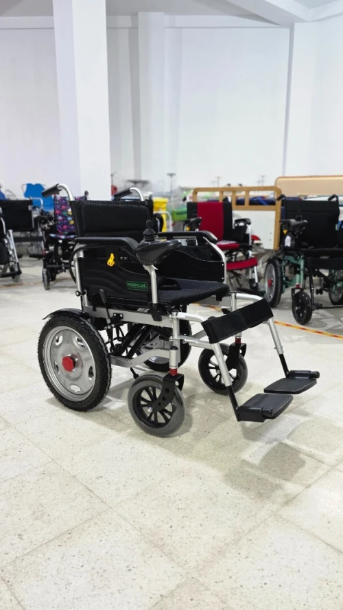 Fauteuil roulant électrique JRWD1601U | Dossier haut, roues 22, batterie 12Ah