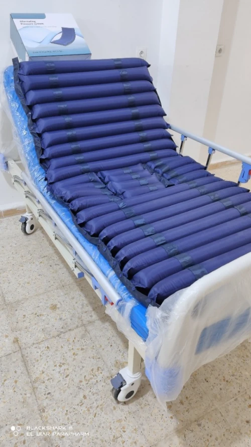 Matelas anti escarres A air, À pression alternée