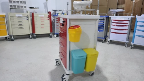 Chariot d urgence rouge