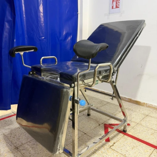 Table gynécologique professionnel CL-HB0069N en acier inoxydable