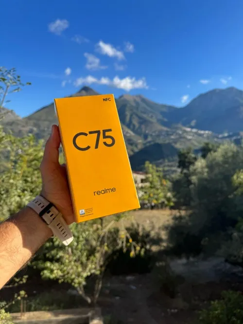 Realme C75