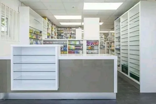 Habillage vitrine panneau publicitaire alucobonde aluco verre aluminium