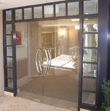 Habillage vitrine panneau publicitaire alucobonde aluco verre aluminium