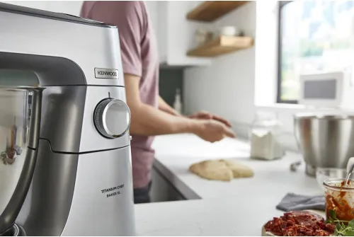 Kenwood Titanium Chef XL double bol fouet K, bol de 6,7 l, puissance 1200 W  Pèse intégré