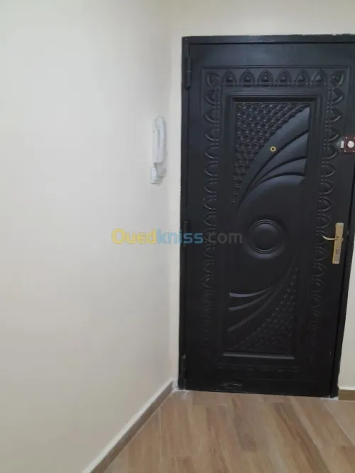 Location Appartement F4 Alger Hussein dey