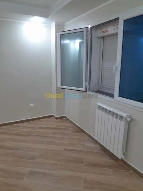 Location Appartement F4 Alger Hussein dey