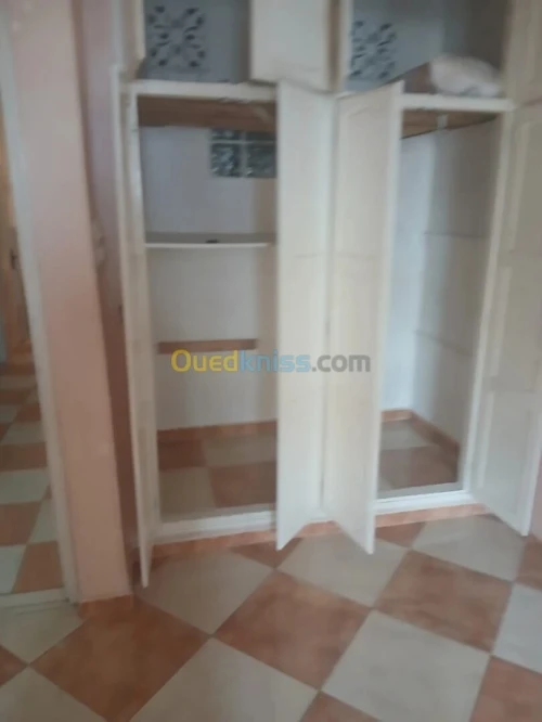 Location Appartement F4 Alger Belouizdad