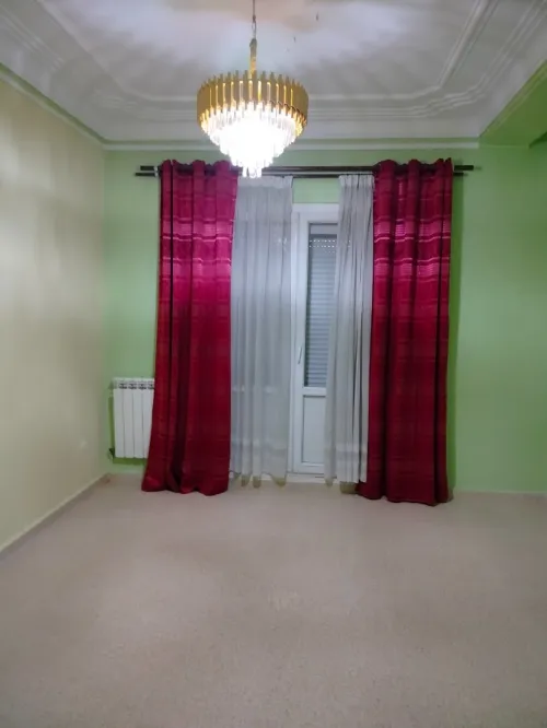 Location Appartement Niveau de villa F3 Alger Kouba