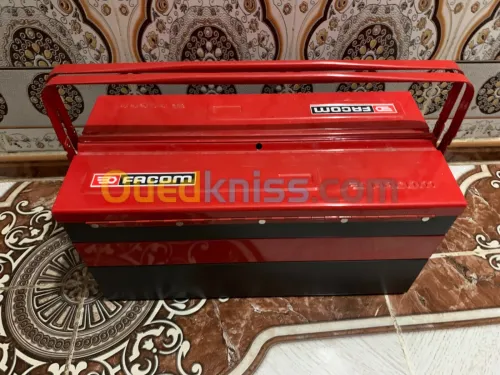 Caisse a outils Facom