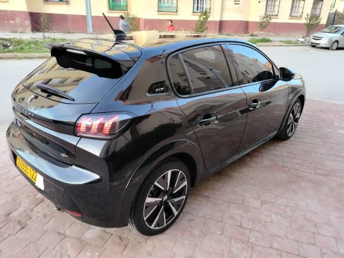 Peugeot 208 2022 Fiabilité moteur 1.2 PureTech 100 cv