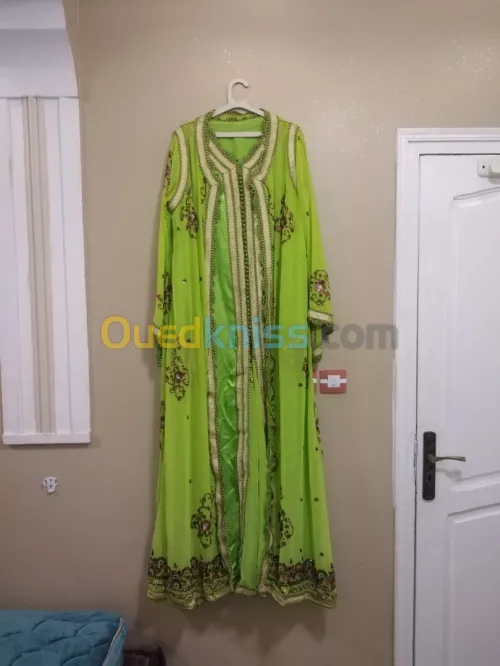 قفطان مغربي Caftan Marocain Vert Citron 