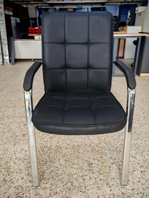 Chaise visiteur Importation