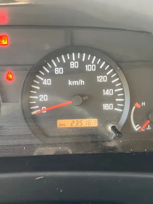 Isuzu NPR71 مسحة 2016