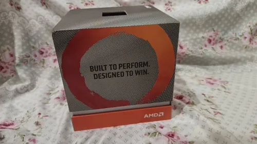AMD Ryzen 9 3900x /12 Cores/24 Threads