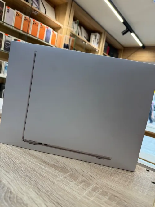 MacBook Air M4