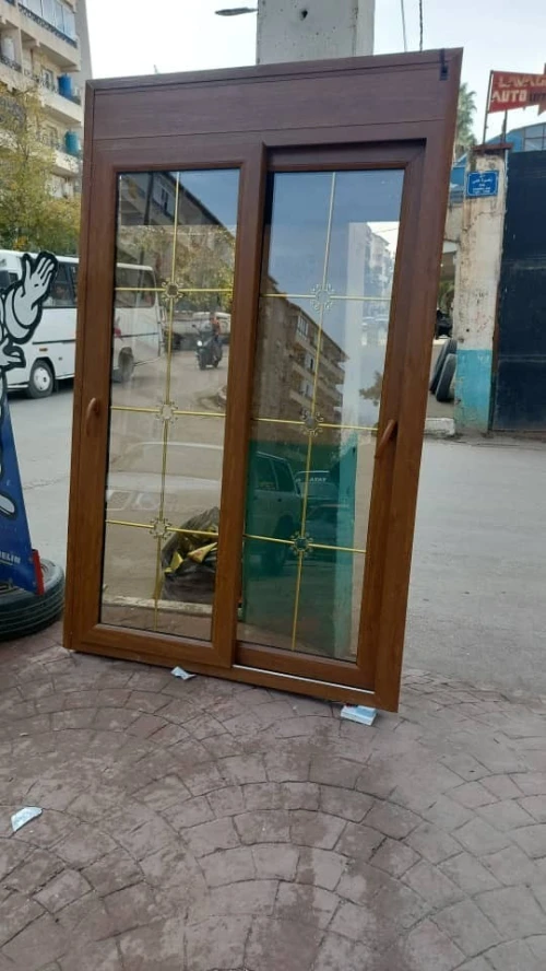 PVC menuiserie porte et fenêtre 