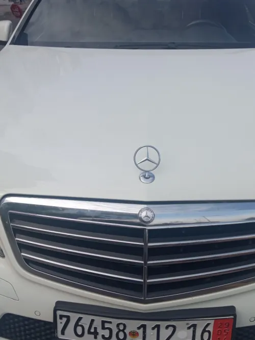 Mercedes Classe E 2012 AVANTGARDE Pack AMG