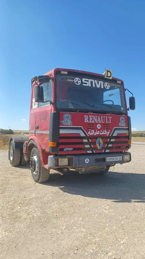Renault SEMI REMORQUE 2001