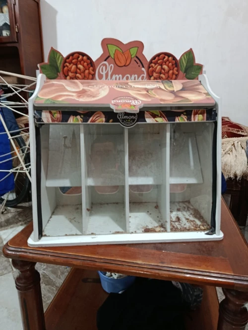 Présentoir de fruits secs عارض المكسرات