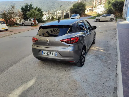 Renault Clio 5  2023 Evolution