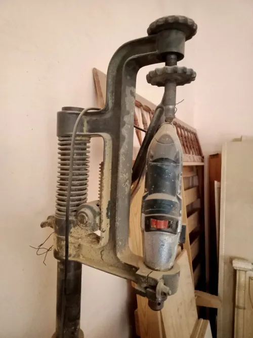 PORTE PERCEUSE 