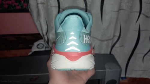 HOKA