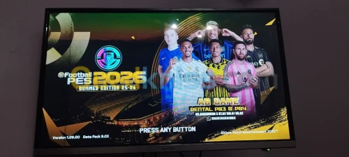 ps4 slim 1to flashé 9.00 avec 2 manettes copie + 29 jeux