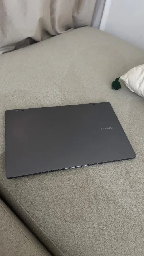LAPTOP SAMSUNG GALAXY BOOK 5 PRO 360 , ULTRA 7 256V , 16GB RAM 512GB SSD , 16" X360 TACTILE OLED