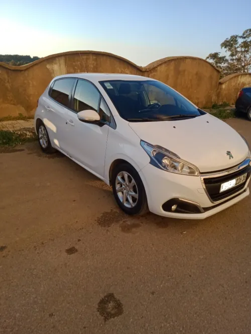 Peugeot 208 2016 Active Facelift