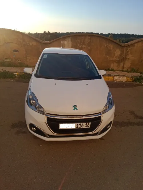 Peugeot 208 2016 Active Facelift