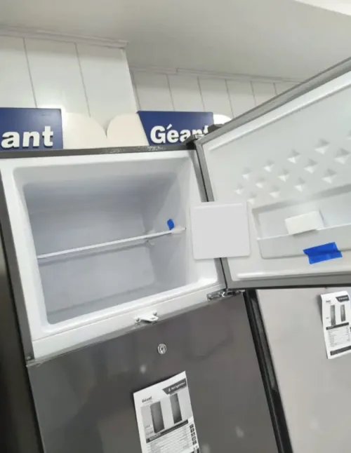 Réfrigérateur géant