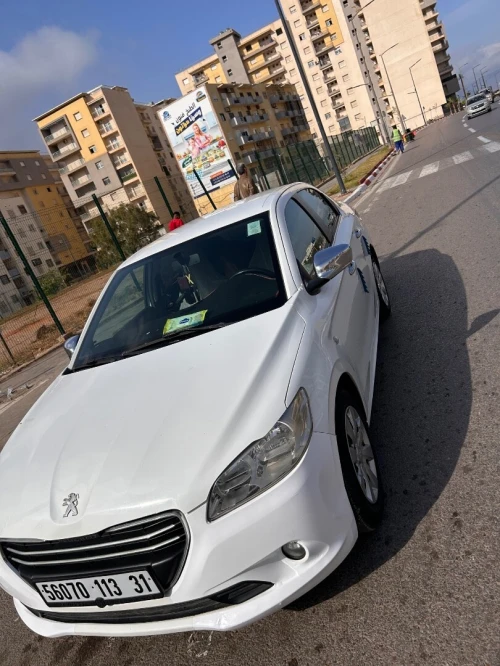 Peugeot 301 2013 Active 7
