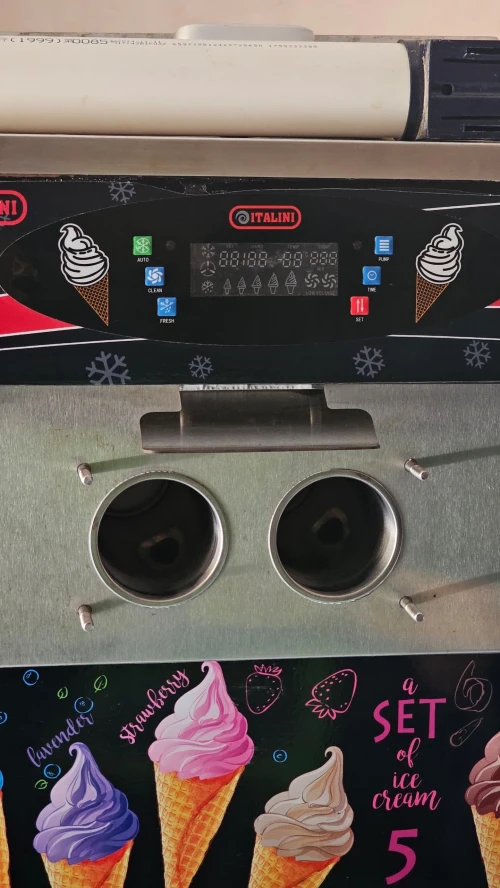Machine à crème glacée