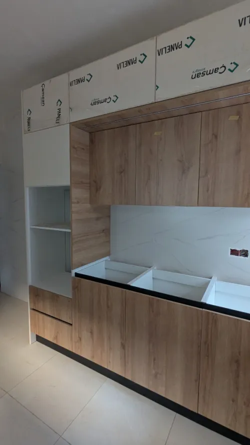 Cuisine équipée modernes et dressing