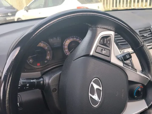 Hyundai Accent RB  4 portes 2018 GLS Prenium