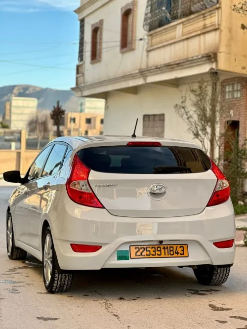 Hyundai Accent RB  5 portes 2018 Préstige
