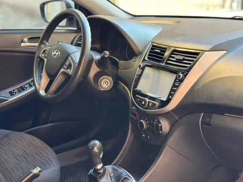 Hyundai Accent RB  5 portes 2018 Préstige