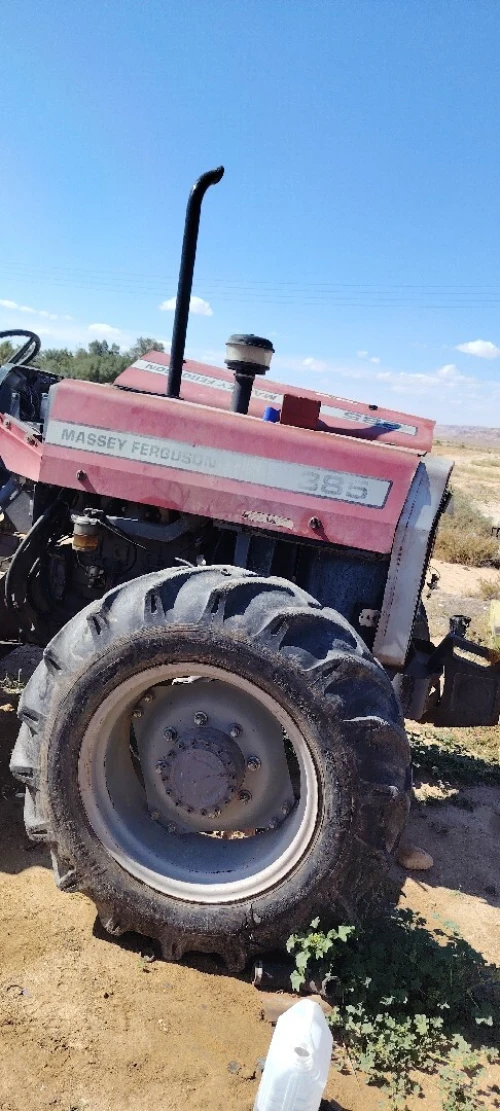 Massey Ferguson 385 2012
