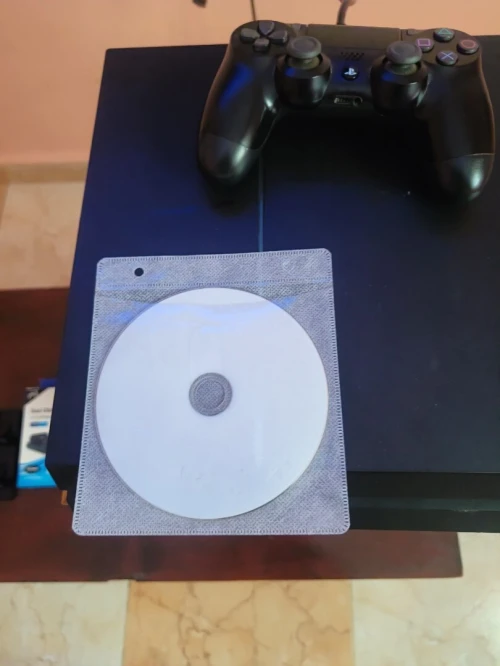 PS4 fat 1 tb avec CD Blu Ray de flash