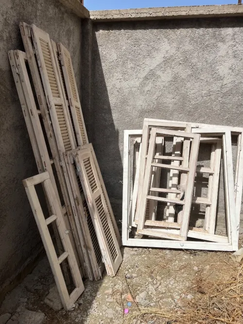 Fenêtre et porte fenêtre pour chantier 