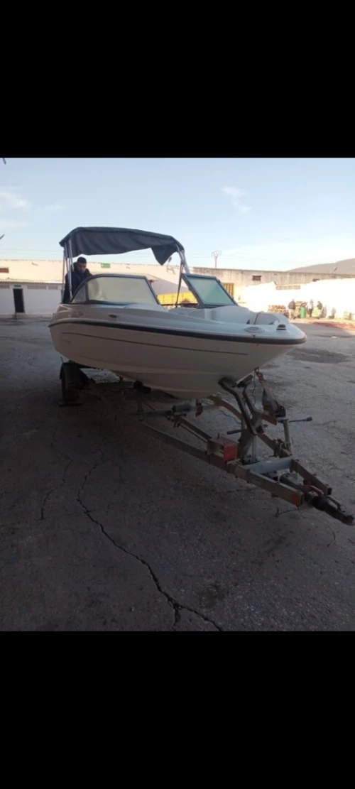bayliner 5.40 2009 moteur yamaha 80
